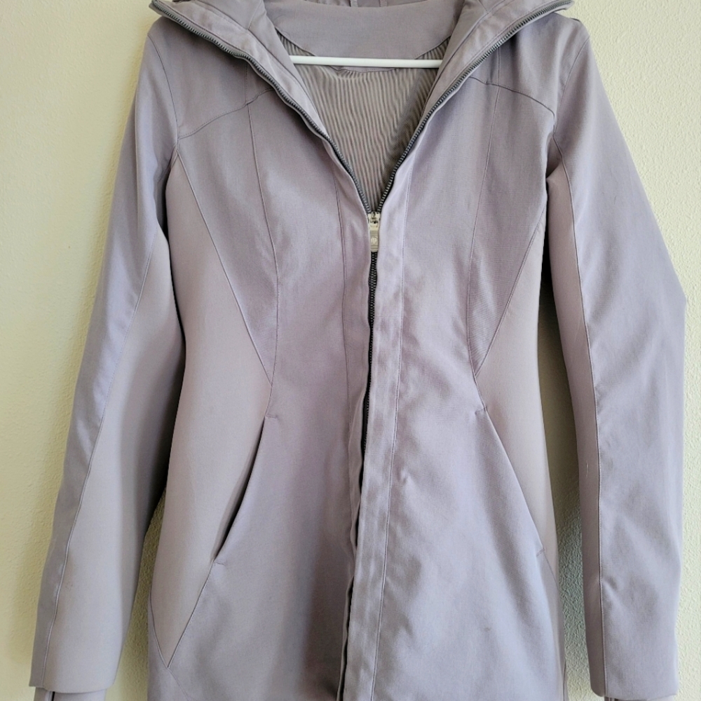 Lululemon Like A Glove Jacket, Dark Chrome Size 4